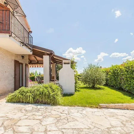 Alma Villa